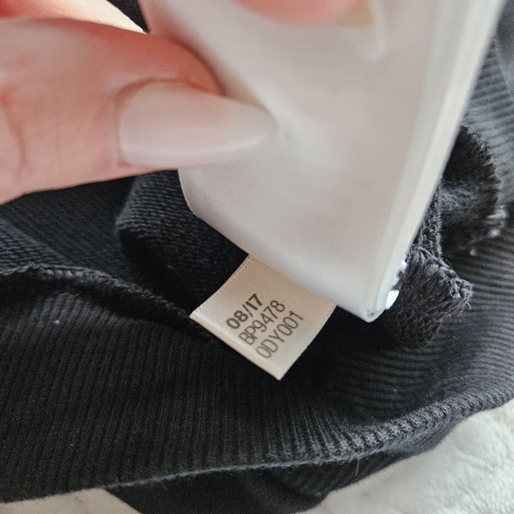 Adidas Trefoil Black Cropped Hoodie Sweatshirt Size Small - Picture 6 of 15